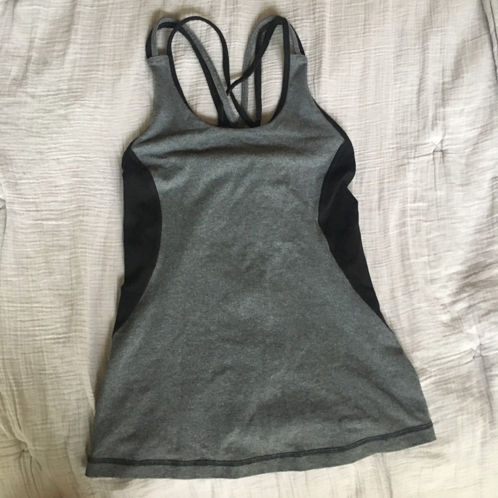🦋ATHLETIC WORKS Cross-back Workout Top Grey Black